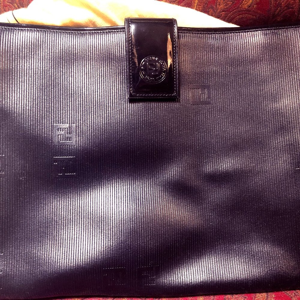 Vintage FENDI Leather Clutch